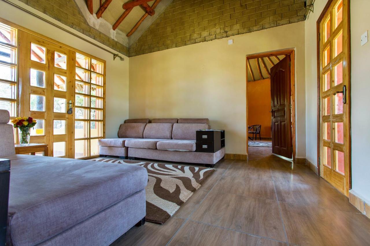 Sirville Lake Elementaita Lodge Gilgil Экстерьер фото